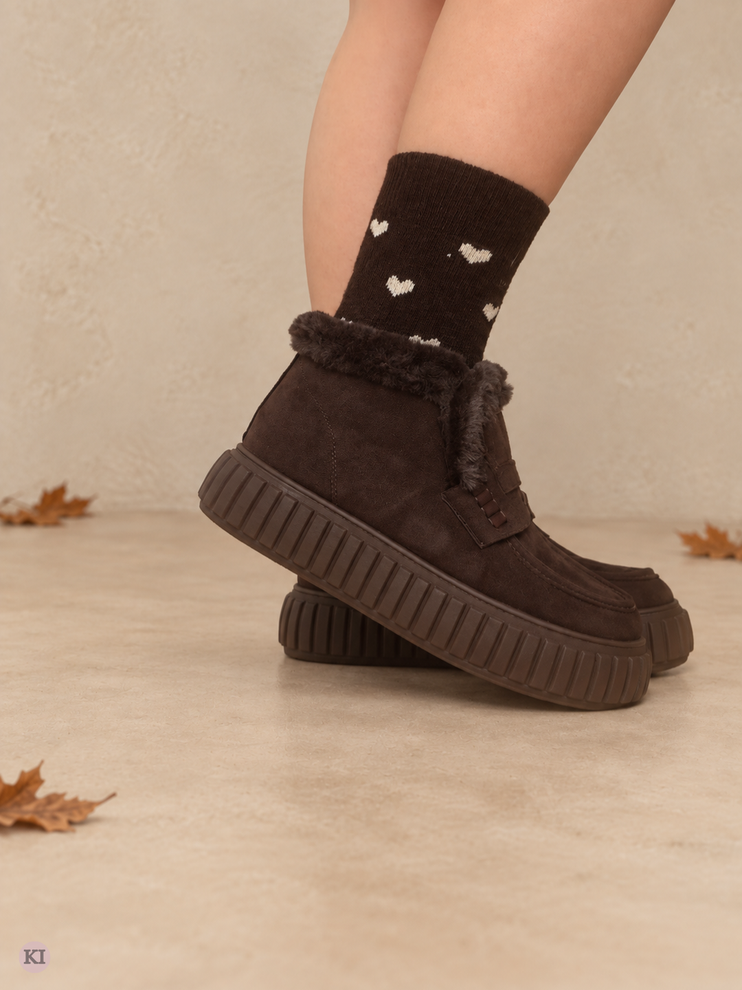 Loafer-Boots mit flauschigem Besatz