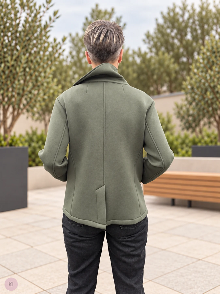 Kurze Jacke mit Reverskragen