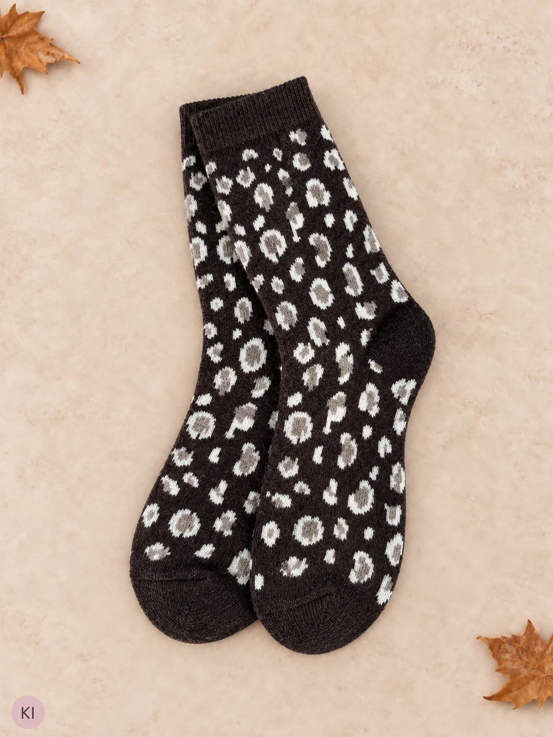 Kuschelige Socken mit Leomuster