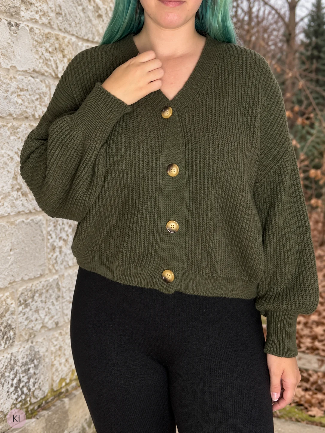 Strickjacke mit Knöpfen